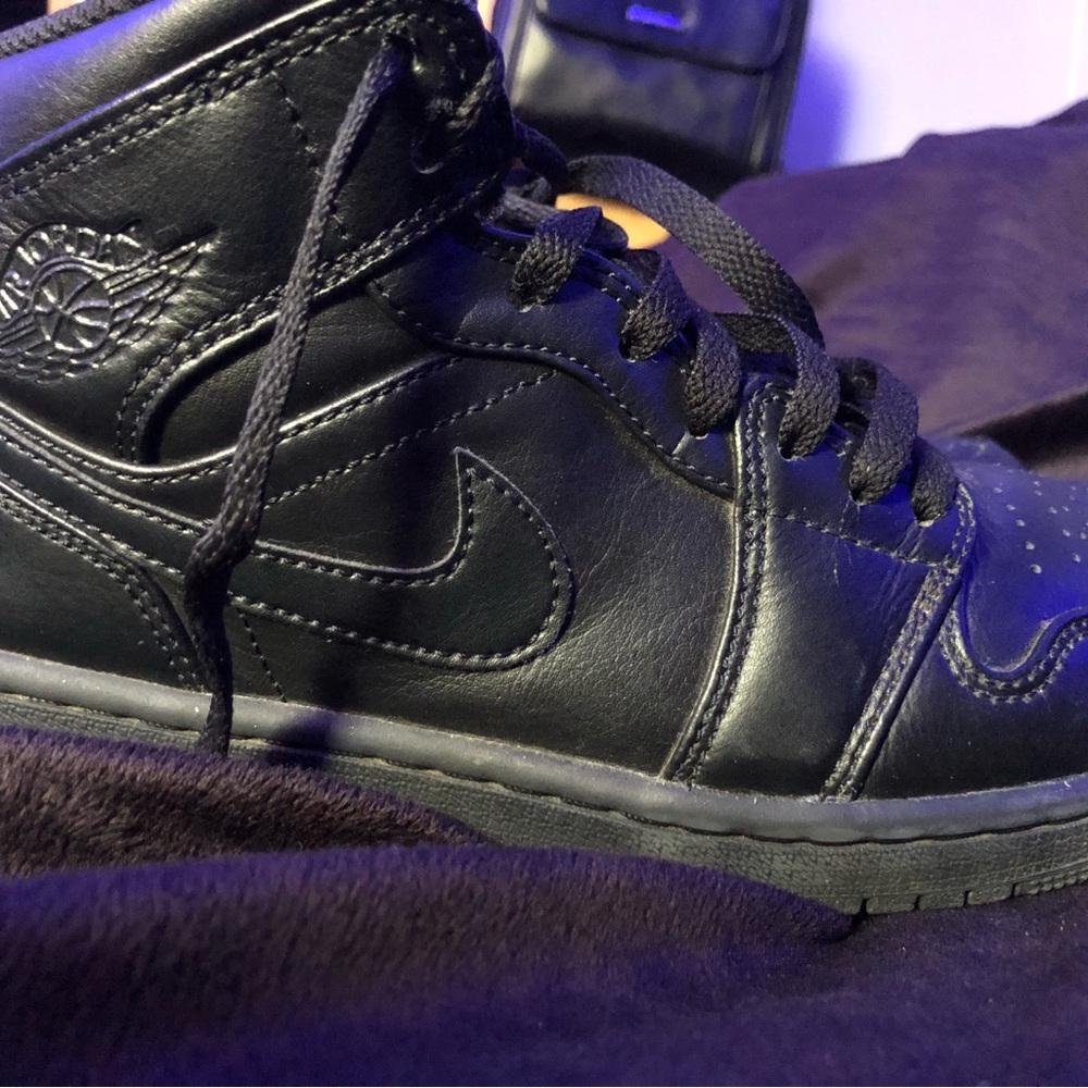 Black Nike High-Top Sneakers
